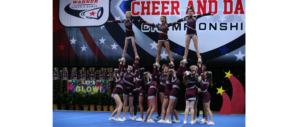 Sideline and Competition Cheer (ages 3 to 16)